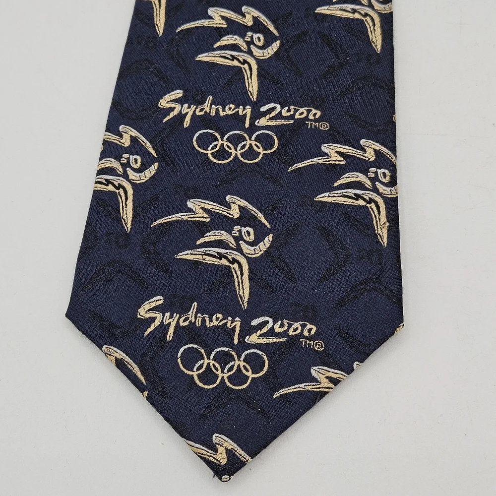 Rare official Sydney Olympic 2000 commemorative tie